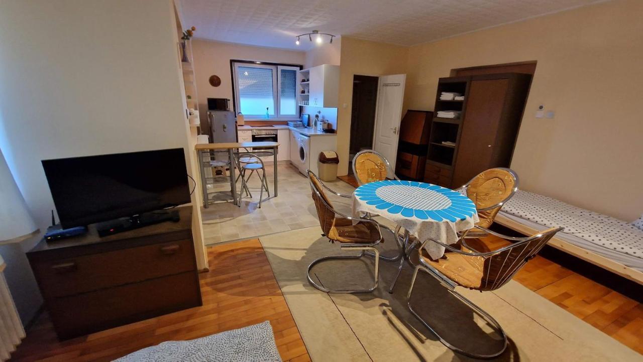 Friendly Apartment In The Suburb. Budapest Extérieur photo